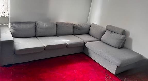 L-formad divan soffa grå från Mio