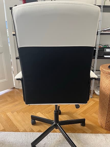 Ikea desk chair - very good condition