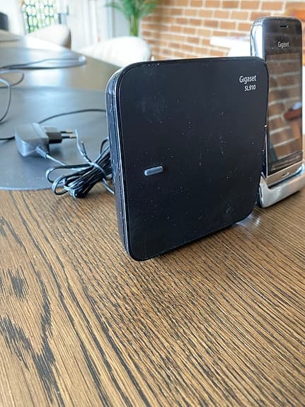 Gigaset SL910 trådlös telefon med basstation