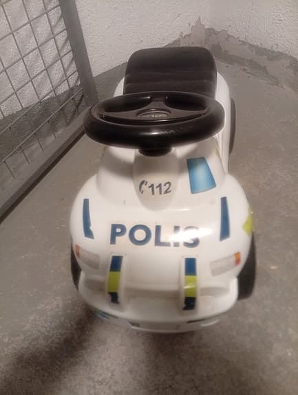 Cool liten bil för mindre barn