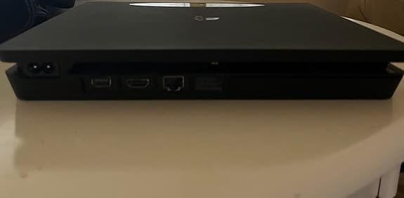 Sony PlayStation 4 spelkonsol
