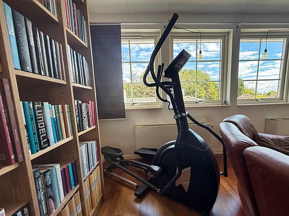 Crosstrainer med träningsdator - lite använd