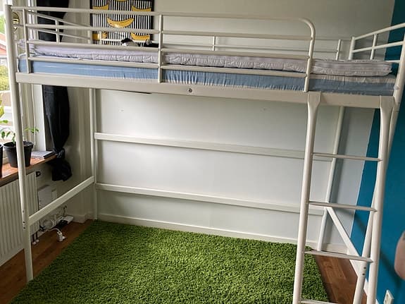 IKEA loftsäng vit med stege