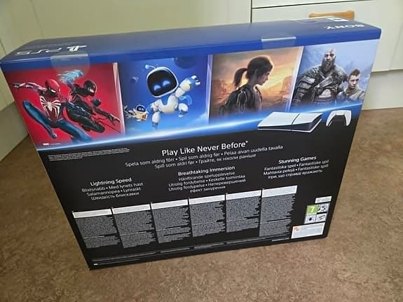 Helt NY oöppnad! Sony Playstation 5 Digital Edition 825GB spelkonsol!