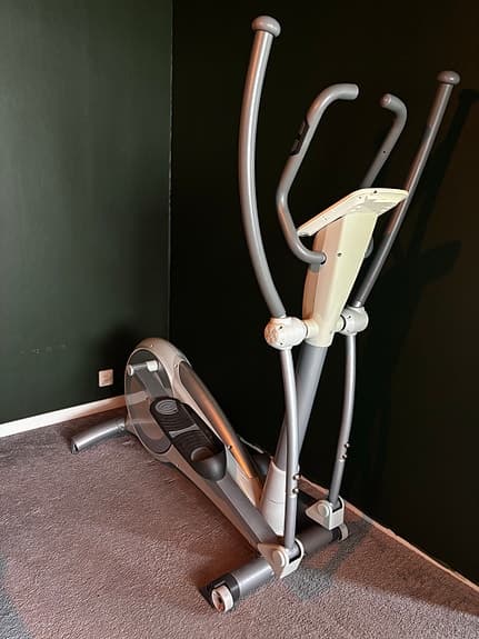 Master crosstrainer med träningsdator
