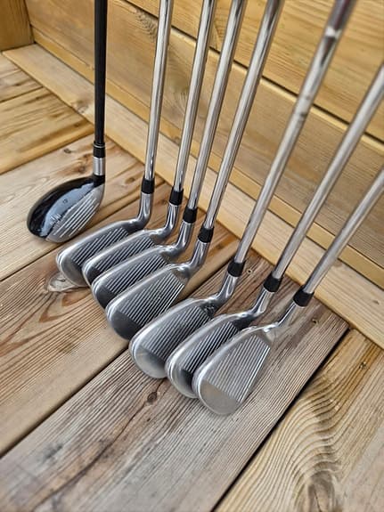 TaylorMade R5 järnset 4-PW + R5 XL Hybrid 21° | Regular | MCC Plus4 Midsize