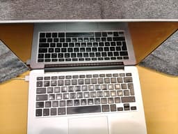Apple MacBook Pro 13 A1502