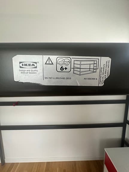IKEA loftsäng metall för barn 6+