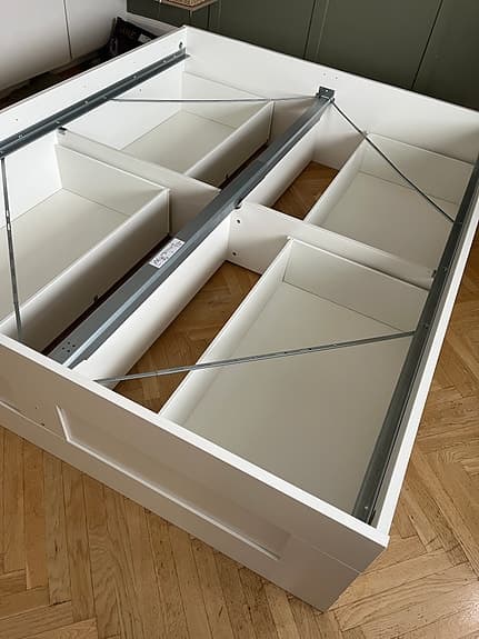 IKEA BRIMNES sängstomme 160 cm
