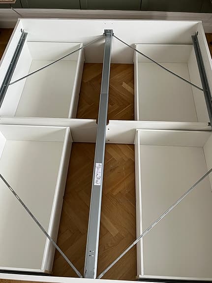 IKEA BRIMNES sängstomme 160 cm