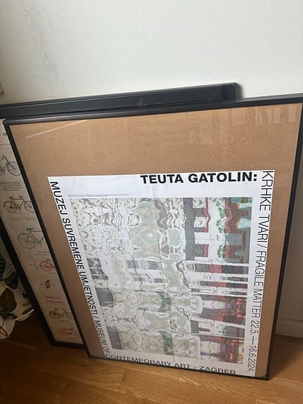 IKEA tavlor med svarta ramar