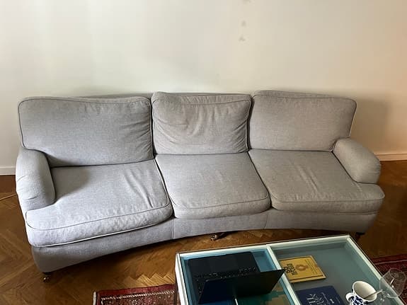 Howardsoffa i väldigt gott skick säljes