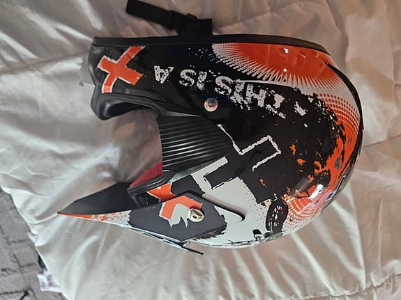 Motocross hjälm barn oanvänd