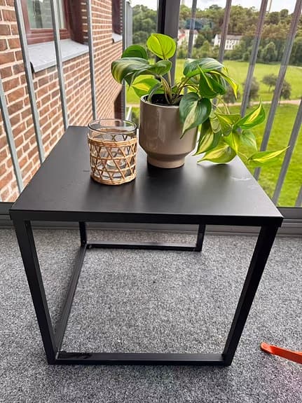 Black Minimalist Square Side Table 45x45x45 cm | Original 600 SEK
