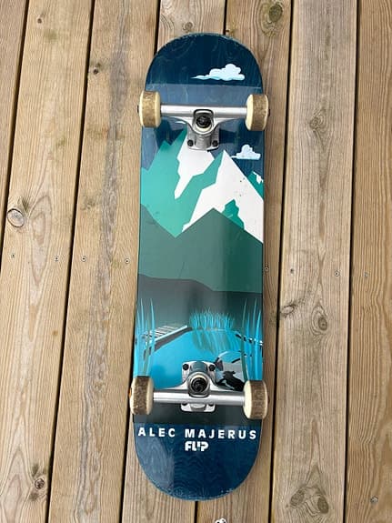 Skateboard