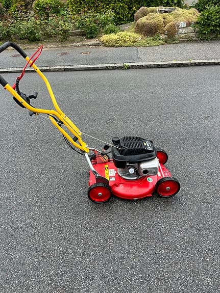 Klippo PRO 17 gräsklippare