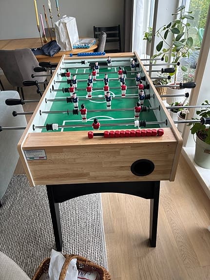 Garlando fotbollsspel / bordfotboll i trä från Biljardexperten