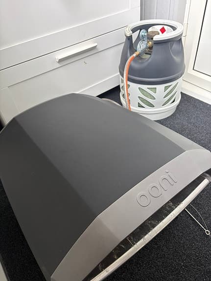 Ooni koda 2 pizzaugn +gasoltub med pizzaspade