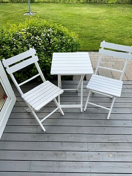 Bord och 2 stolar