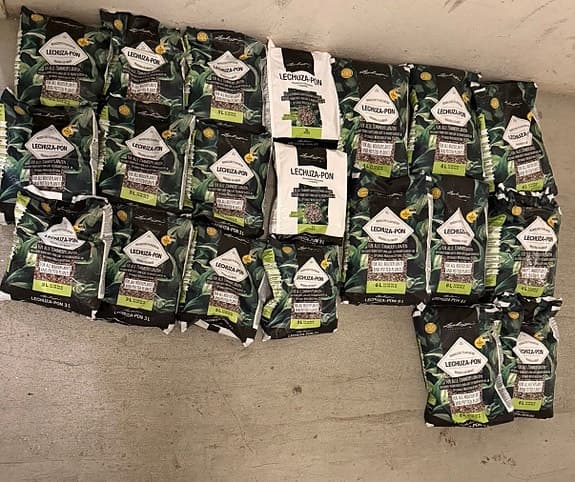 Växtsubstrat LECHUZA PON för krukväxter