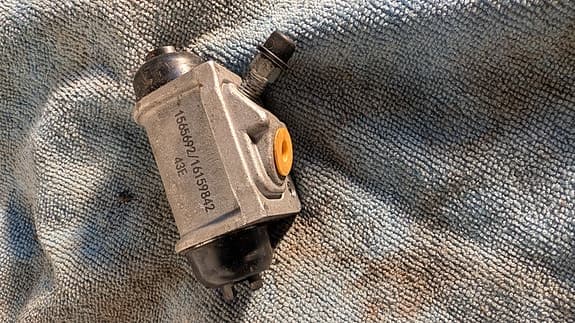 huvudbroms cylinder