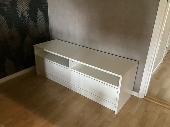 Tv-möbel/tv-bänk