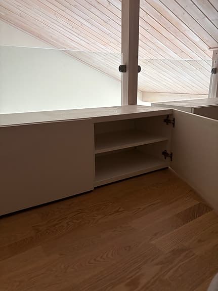 Ikea byrå/tvbänk
