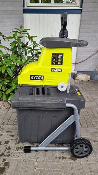 Kompostkvarn Ryobi 3000 W