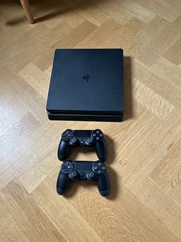 Sony PlayStation 4