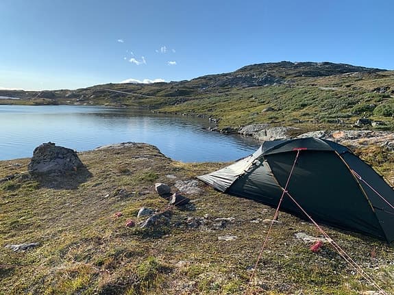 Hilleberg Jannu grön med footprint
