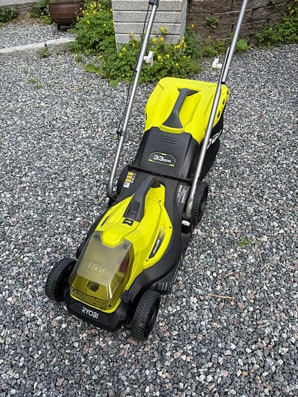 Ryobi gräsklippare 36V batteridriven