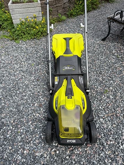 Ryobi gräsklippare 36V batteridriven