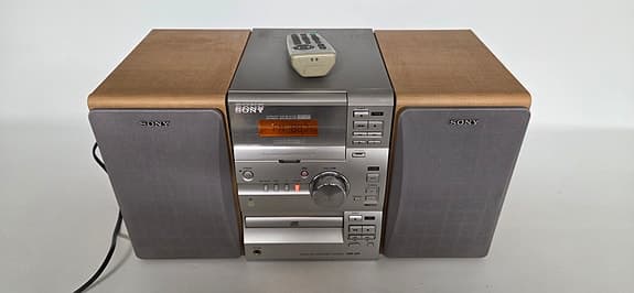 Sony CMT-CP1 Mikrostereo med kassettdäck, CD & Radio + Fjärrkontroll