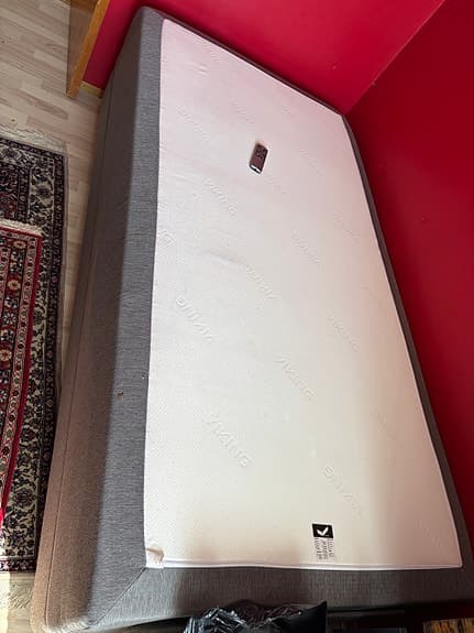 Viking Beds ställbar säng med fjärrkontroll