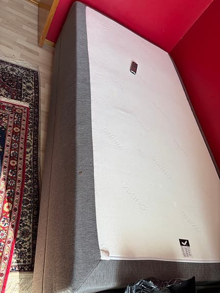 Viking Beds ställbar säng med fjärrkontroll