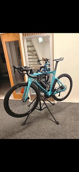 Bianchi Oltre Comp 105 Di2 55 cm – Prisma Blue Green – Som ny!