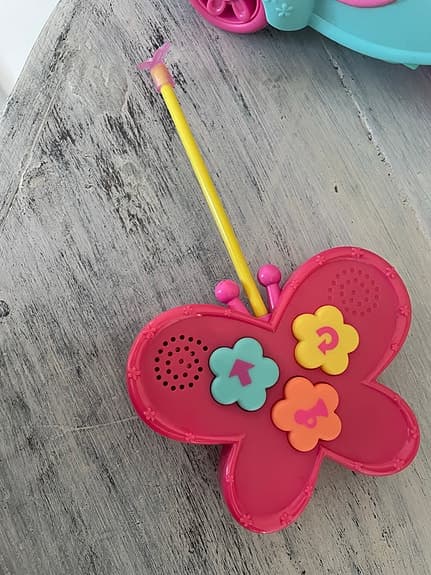 My Little Pony leksakshäst med vagn och fjärilskontroll