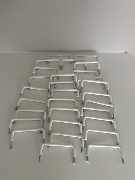 Handtag till köksluckor/lådor metall
