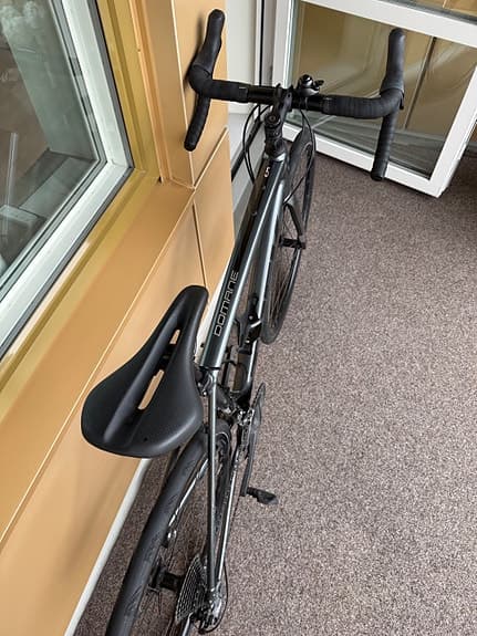 Trek Domane AL 5 Disc 54 landsvägscykel