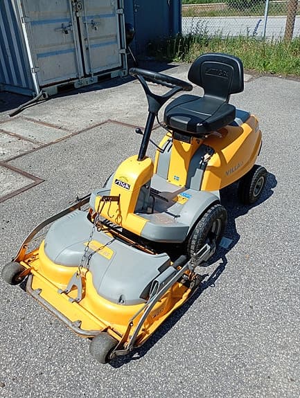 Stiga Villa 12 med Combi 85 klippaggregat