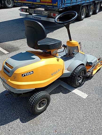 Stiga Villa 12 med Combi 85 klippaggregat