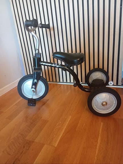 Peak trehjuling svart