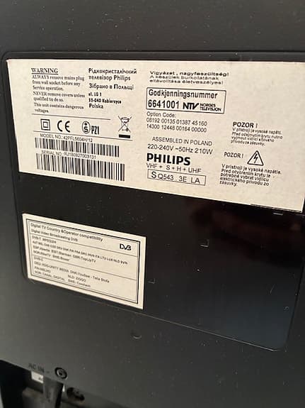 Philips platt-TV 42 tum svart