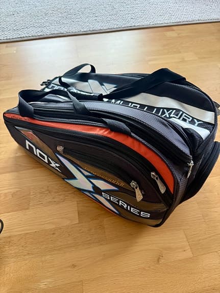 Nox padelracket X-series med väska