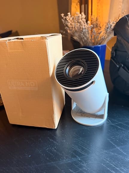 Projektor med USB & HDMI port