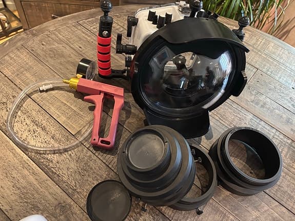 Ikelite komplett professionellt uv-hus med Sony A7rIV spegellös kamera & blixtar