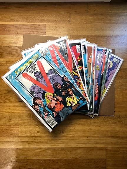 DC Comics - V (1985) Serietidningar Komplett Upplaga
