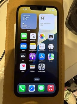 Apple iPhone 13 128 GB Mörkblå/Svart