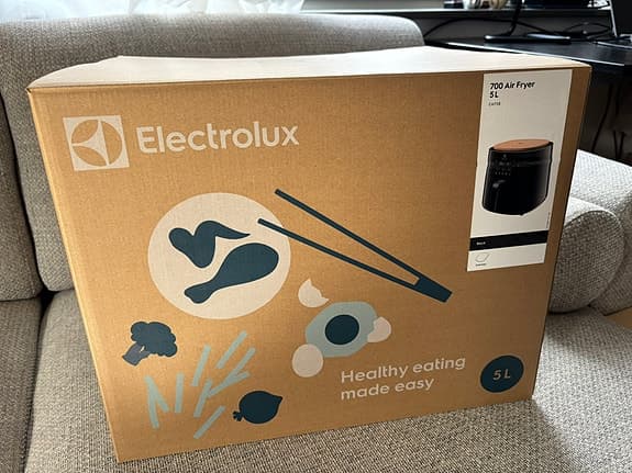 Helt ny Electrolux 700 Series EAF5B luftfritös oöppnad