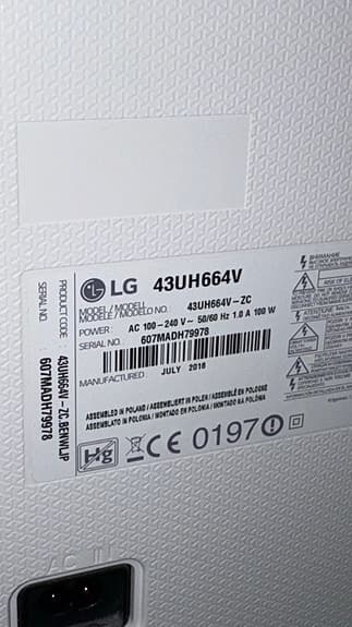 LG - 4K TV 43”
